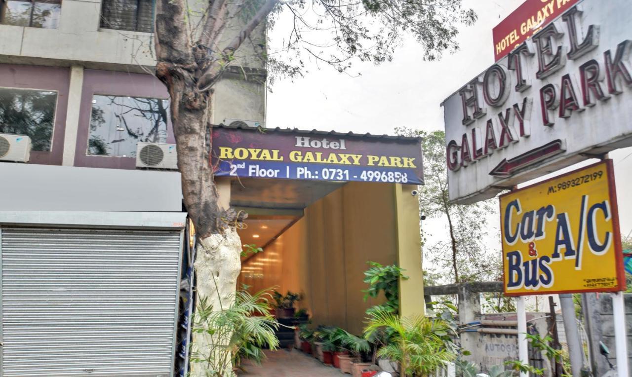 Treebo Trend Royal Galaxy Park Hotel Indore Bagian luar foto