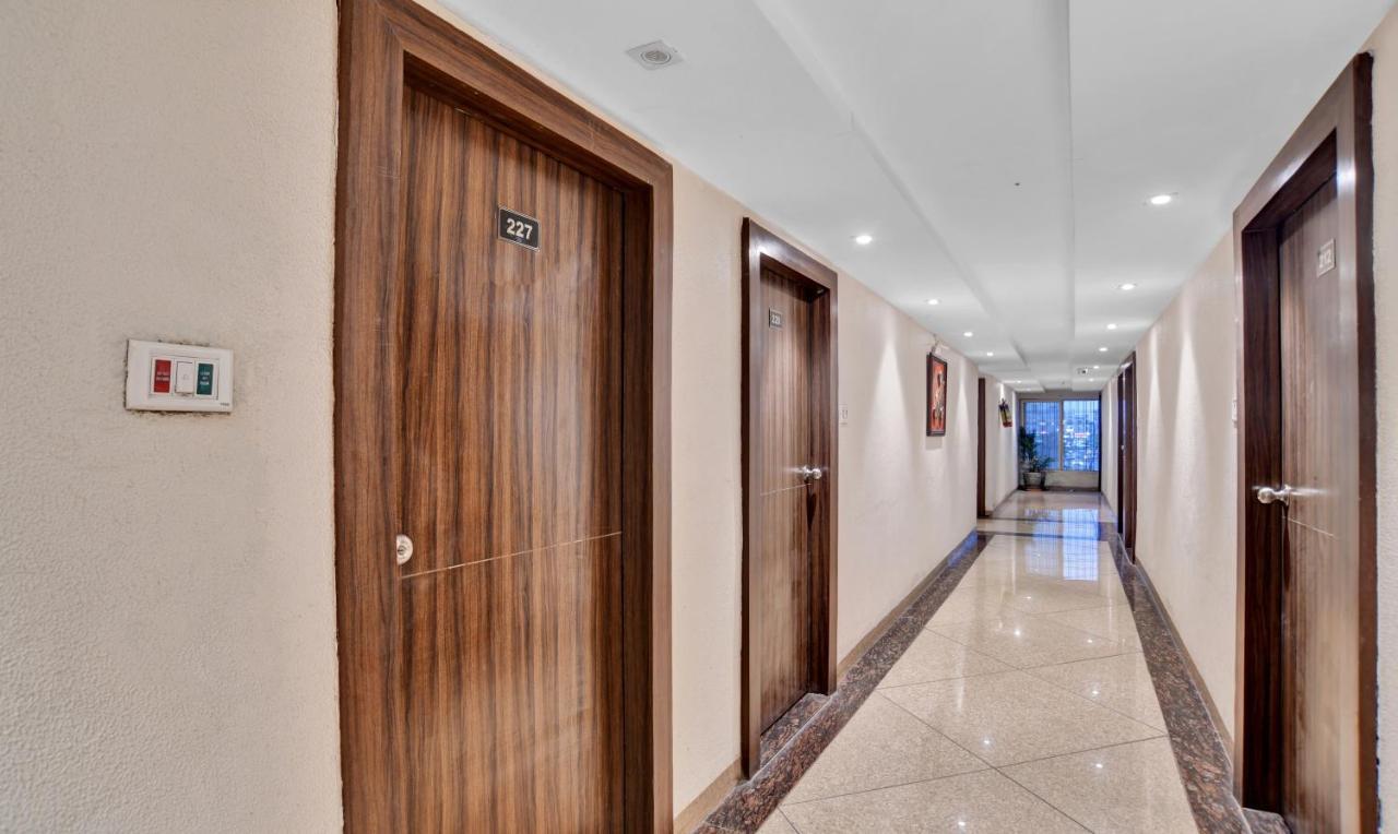 Treebo Trend Royal Galaxy Park Hotel Indore Bagian luar foto